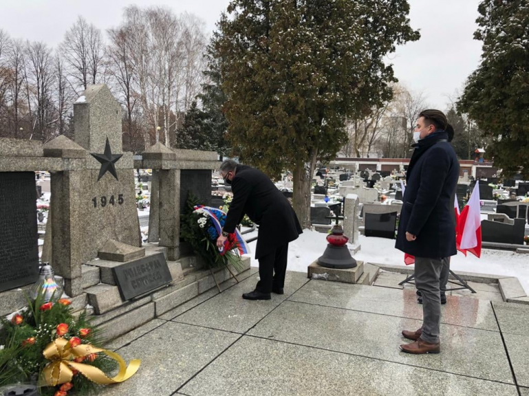 Памятные церемонии в связи с 76-й годовщиной освобождения концентрационного лагеря и лагеря смерти «Аушвиц-Биркенау»